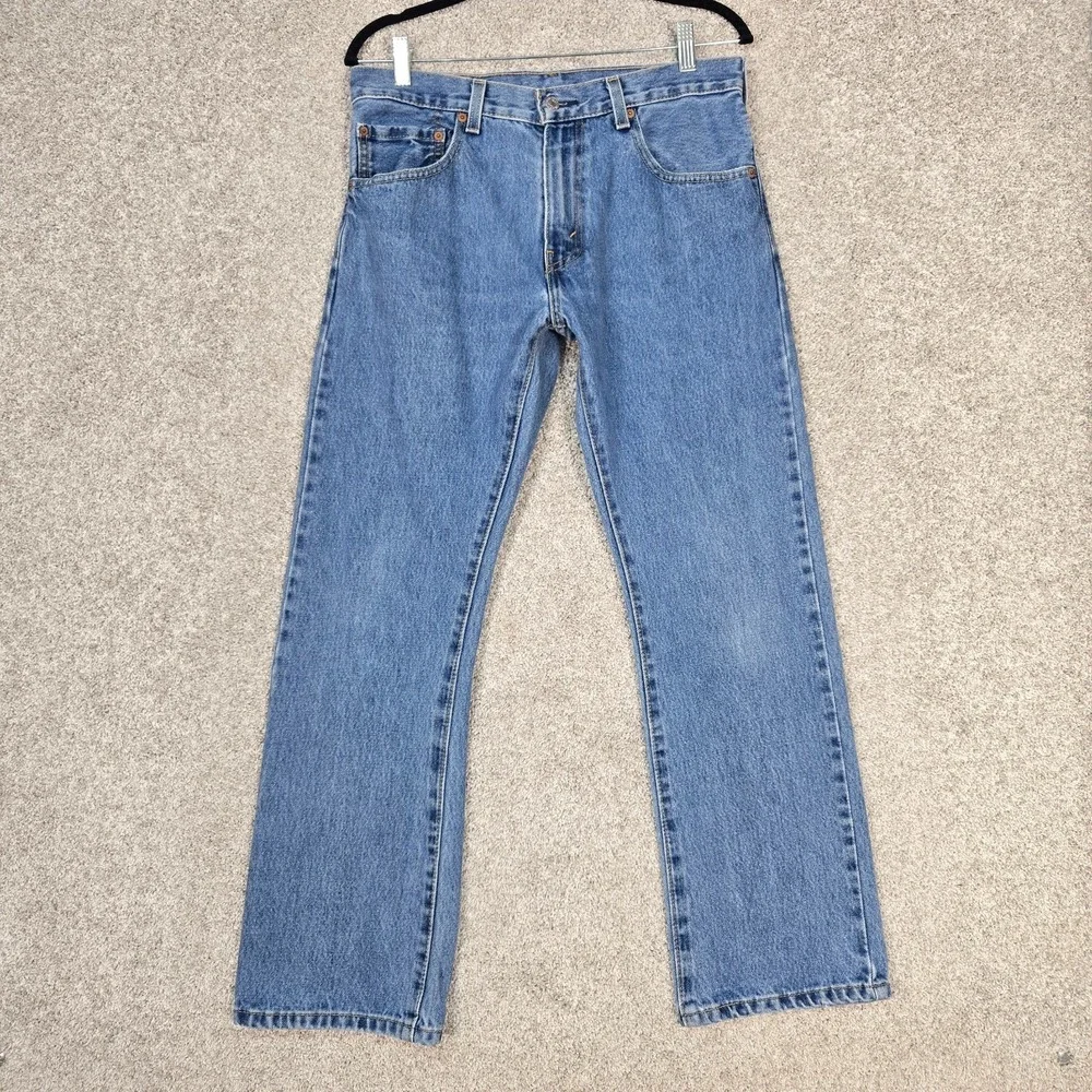 Levi's 517 Bootcut Jeans Mens 32x30 Medium Wash 100% cotton Denim blue
